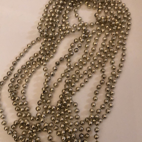 SET of 6 packs of Gold Bead Garlands - Picture 5 of 16